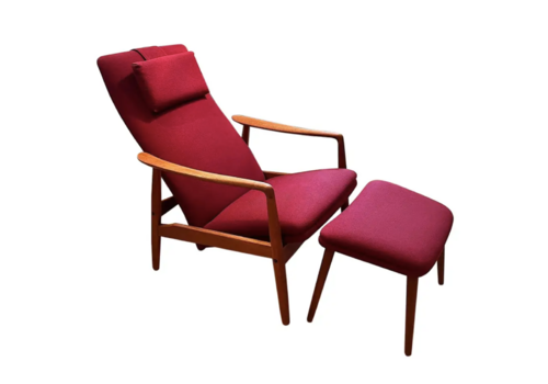 Danish Modern Søren Ladefoged Reclining Teak Lounge Chair And Ottoman