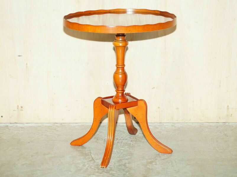 Collectable Decorative Burr Yew Wood Side End Lamp Table With Gallery Rail photo furniture