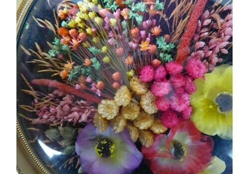 Vintage Dried Flowers Wall Hanging | Artificial Flowers | Kitsch Décor | Framed Flower Arrangement