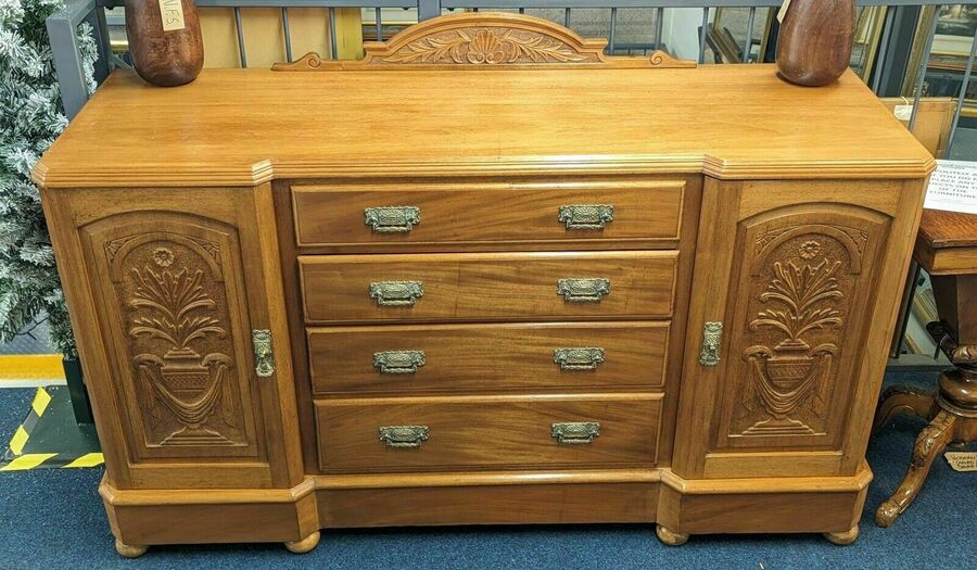 Victorian Mahogany Reverse Breakfront Sideboard photo for sale