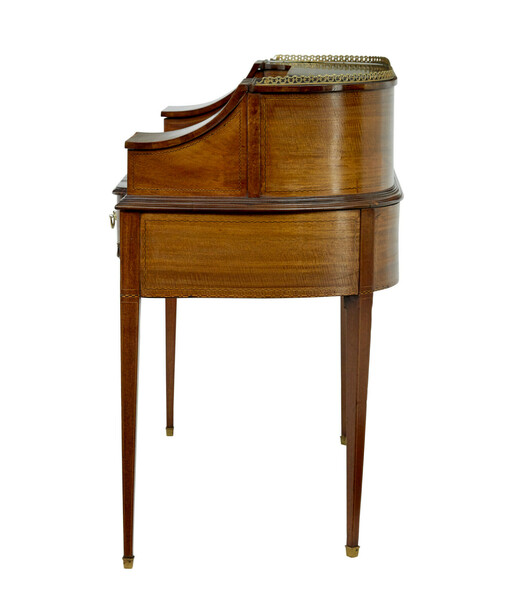 19th Century Mahogany Carlton House Desk photo for sale