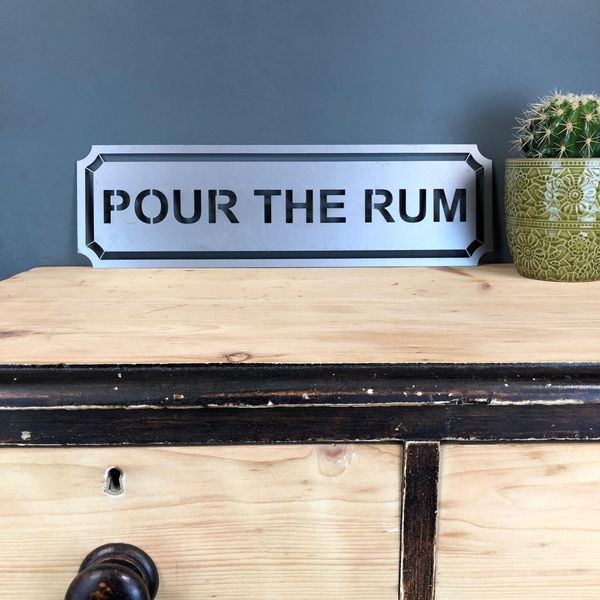 Gold #GINNING Gin signe métal Road Home rustique pub bar boissons RHUM VIN Gold #GINNING Gin signe métal Road Home rustique pub bar boissons RHUM VIN