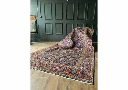 Fine Feraghan, Traditional