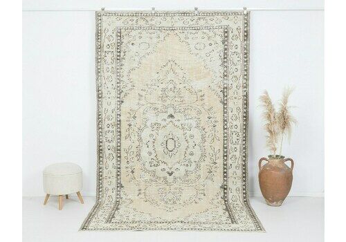 6x10 Vintage Rug, Faded Turkish Rug, Handmade Rug,Oushak Rug, Antique Rug, Low Pile Rug, Faded Rug, Living Room Rug, Old Rug,Area Rug, A4096