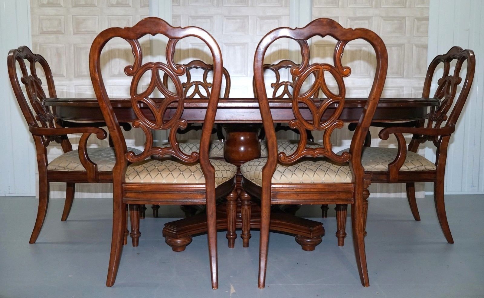 Thomasville Fredericksburg Mahogany Extending Dining Table And Six Chairs Thomasville Vinterior Thomasville Fredericksburg Mahogany Extending Dining Table And Six Chairs Thomasville Vinterior
