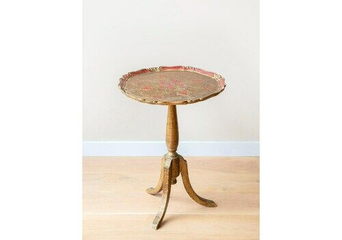 Florentine Wine Table, Italian Additional Round Table, Golden Lacquered Coffee Table, Rococo Side Table, Scalloped Edge, Baroque Plant Stool