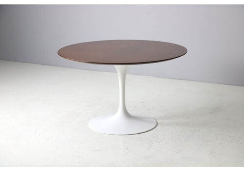Eero Saarinen ‘Tulip’ Dining Table