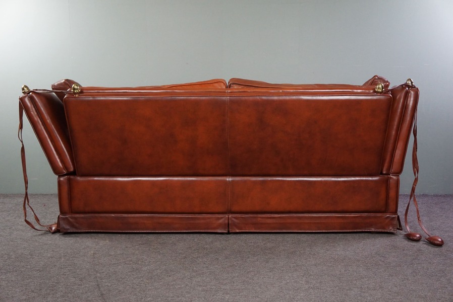 2.5 Seater Castle Sofa Made Of High Quality Cowhide In Cognac Color photo for sale