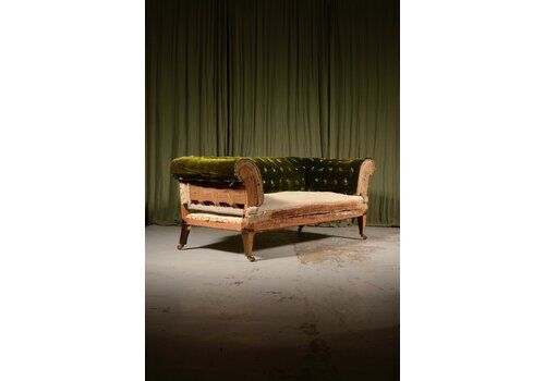 A Victorian Mahogany Chesterfield Sofa   C.1900
