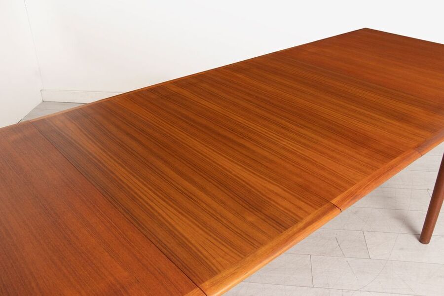 Large Midcentury Extending Teak Dining Table By Dalescraft C.1965 photo vintage