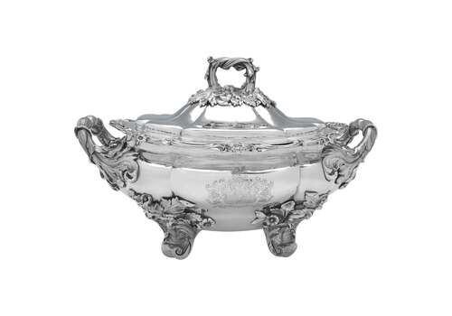 Stunning George IV Antique Sterling Silver Soup Tureen   London 1827