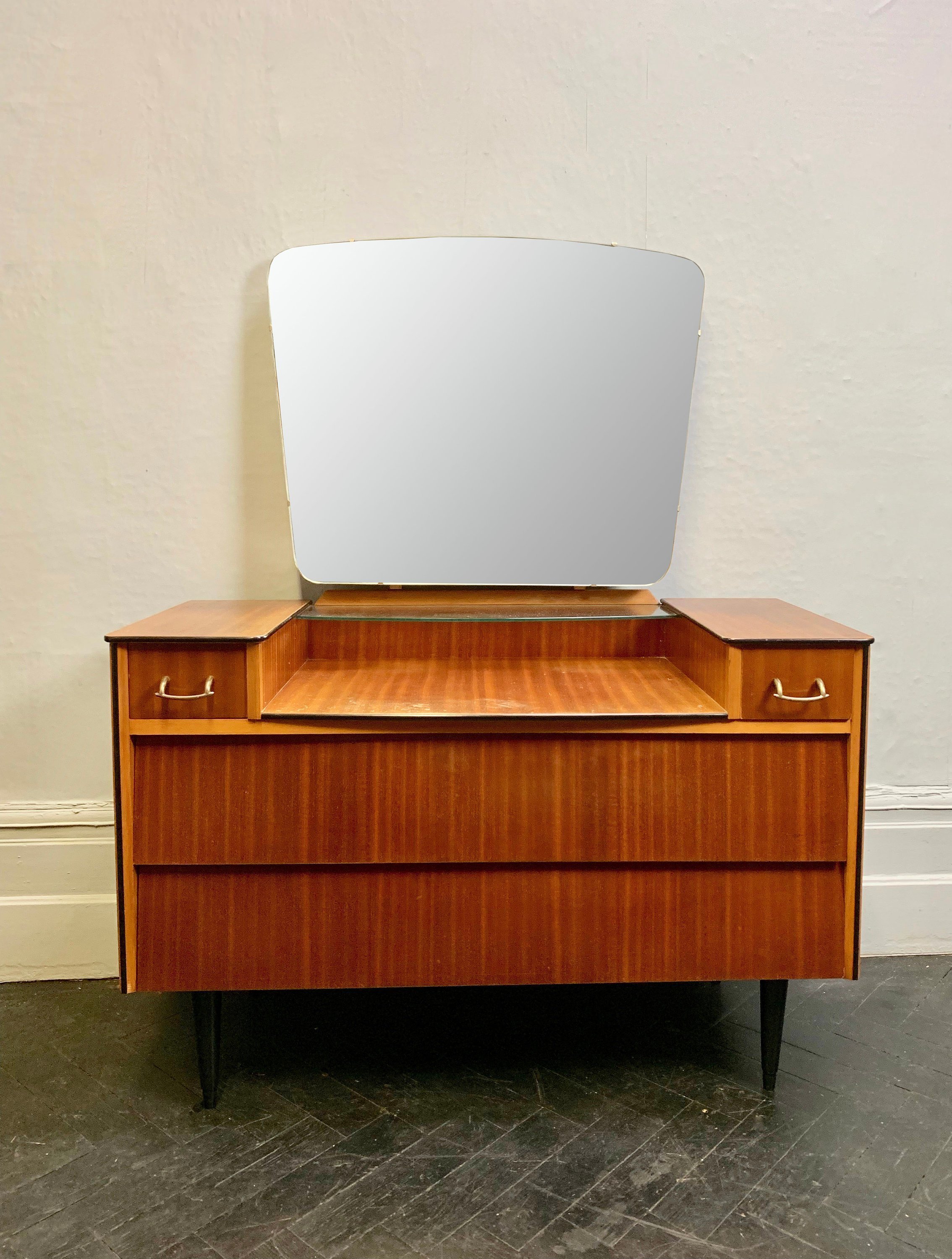 Avalon dressing table clearance