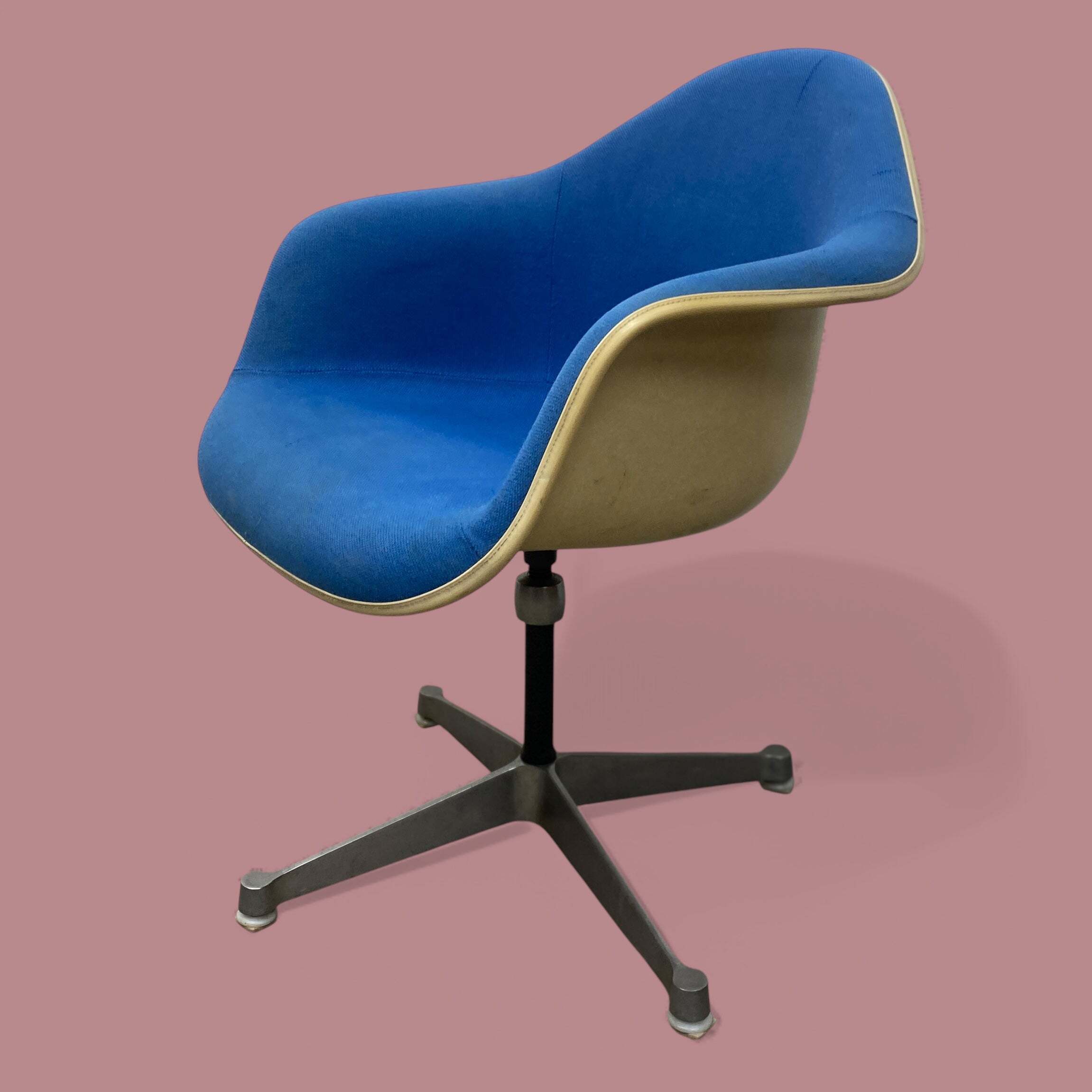 Herman Miller Eames Shell Chair | Charles & Ray Eames
