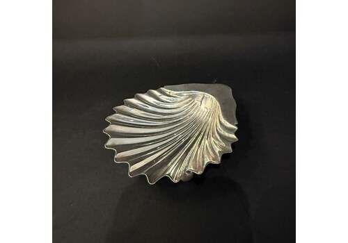 Silver Butter Shell Made In Sheffield 1918 By Goldsmiths & Silversmiths Co