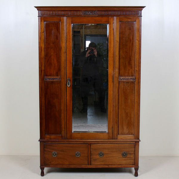 Antique Edwardian Wardrobe Fine Quality Carved Mahogany Mirrored