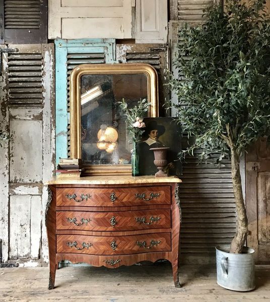 Beautiful French Louis Xv Bombe Chest Of Drawers Vinterior