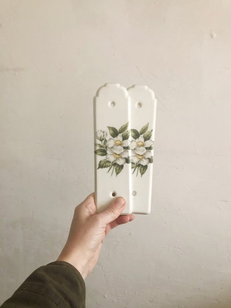 Pair Of Vintage Porcelain Door Plates Made In Paris Pair Of Vintage Porcelain Door Plates