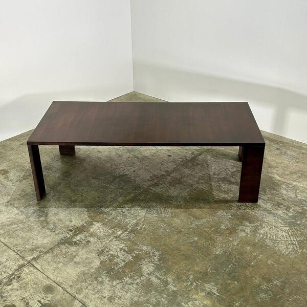 Maxalto Apta Dining Table By Antonio Citterio photo furniture