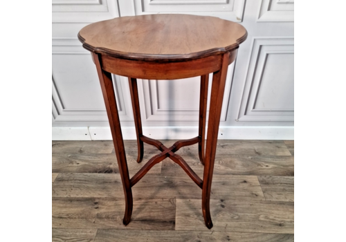 Antique Vintage Edwardian Mahogany Table Round Scalloped Hall Lamp Plant Wood