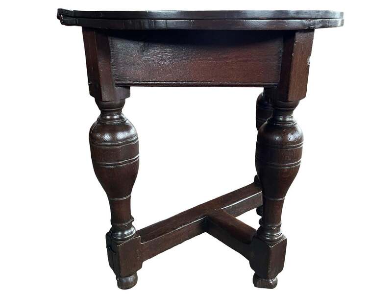 photo furniture 18th Century Dutch Gateleg / Drop Leaf Table / Side Table / Center Table