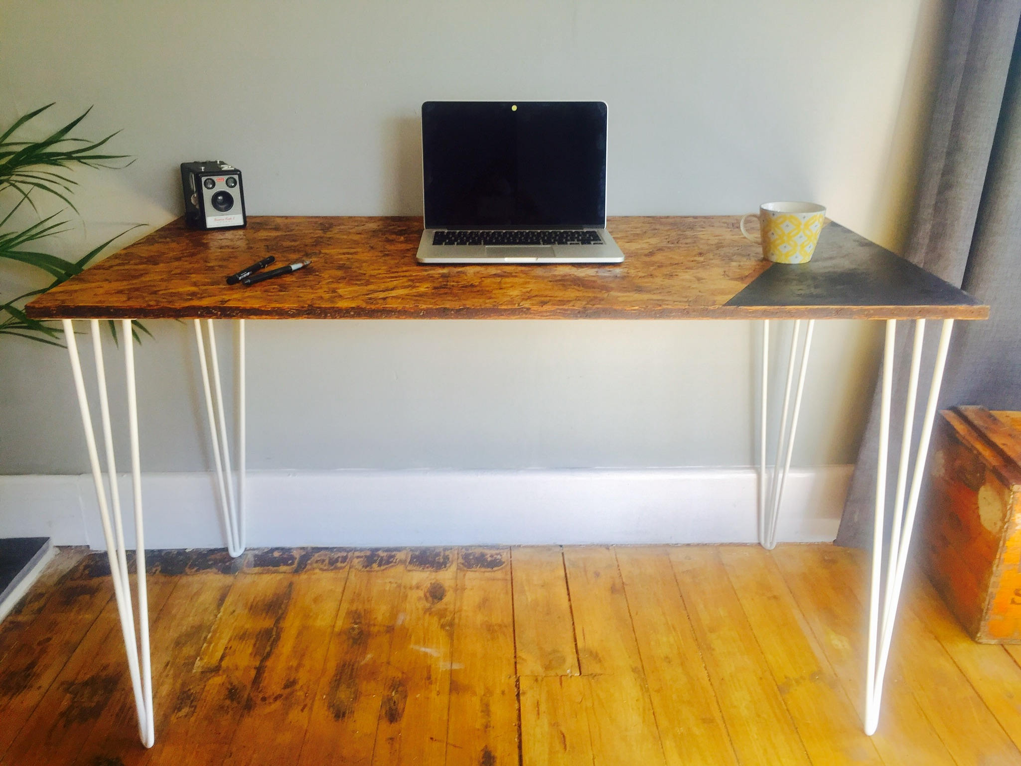 Osb Desk With White Steel Hairpin Legs And Chalk Board Zone TC