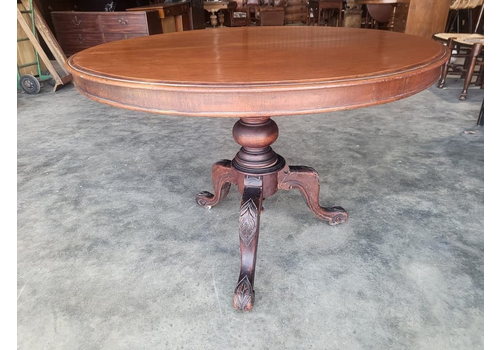 Antique Victorian Round Tripod Tilt Top Pedestal Dining Table Castors
