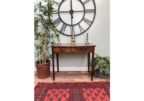 Superior Quality Antique Georgian Mahogany Cross Banded Bow Front Console Table