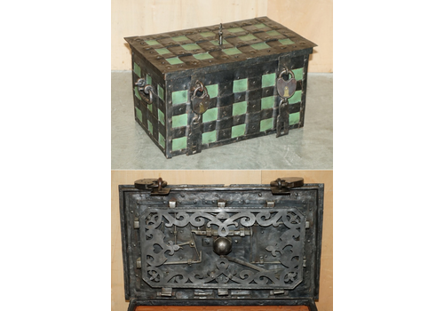 Fine Early 17th Century German Wrought Iron Safe Chest Trunk With Original Key