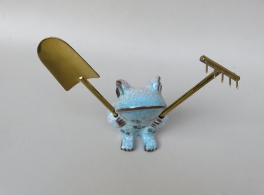 Cactus Cutlery Frog With Shovel And Rake By Walter Bosse For Karlsruhe Majolika, 1950s, Set Of 3 photo furniture