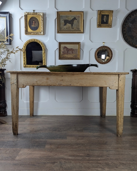 Victorian Rustic Pine Farmhouse Table   Seats Six photo for sale