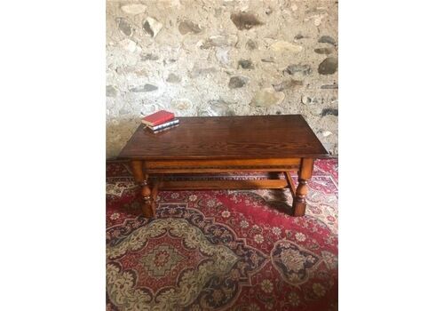 Stunning Old Charm Solid Oak Coffee Table. 0278