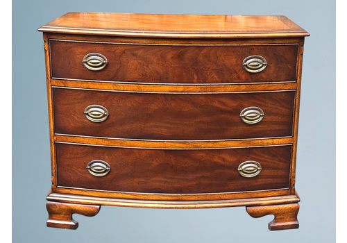 Georgian Style Mahogany Bow Front Chest Of Drawers