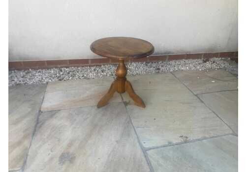 Vintage Solid Wood Mid Century Side Table / Coffee Table / Plant Stand / Pot Stand / Pedestal Table