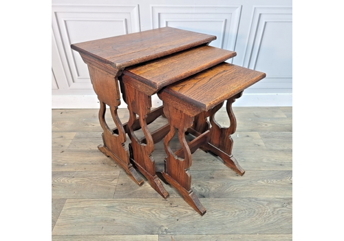 Antique Vintage Solid Oak Nest Of 3 Tables – Jacobean Revival Shaped Supports