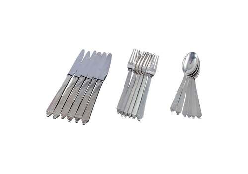 Georg Jensen Pyramid. Complete Six Person Dinner Service In Sterling Silver.