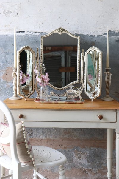 Beautiful Vintage 1950s Cream And Gold Triple Crested Dressing Table Mirror