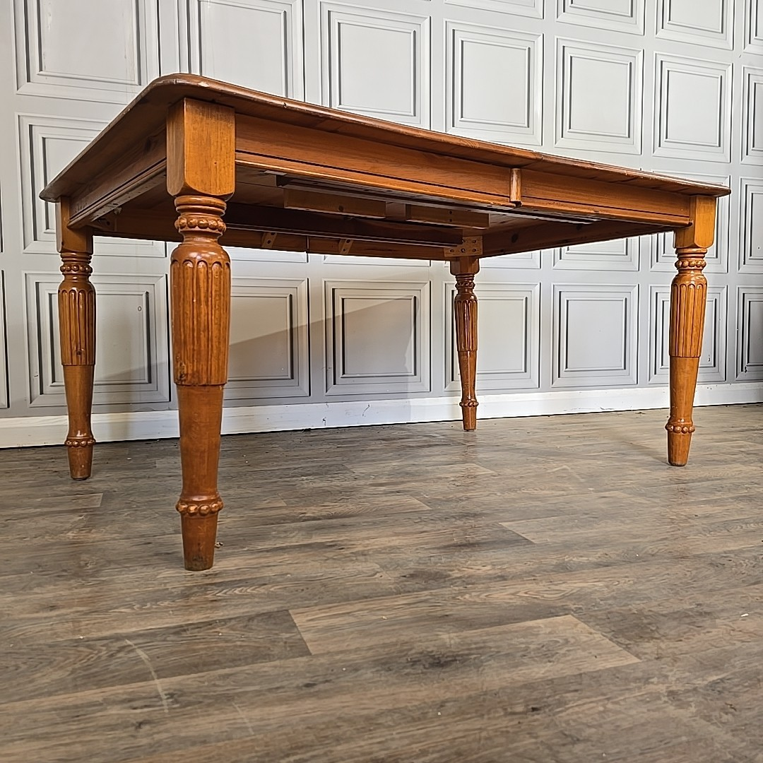 Retro Vintage Solid Wood Pine Turned Extending Dining Table