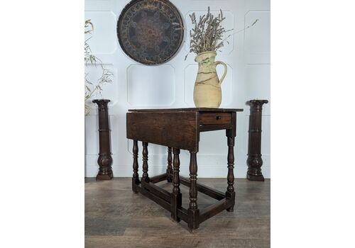 18th Century Solid Oak Gate Leg Table