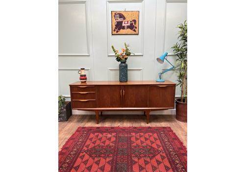 Stunning Mid Century Retro Teak Sideboard By Jentique, Gplan Danish Style