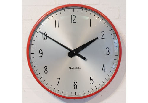 Magneta Wall Clock