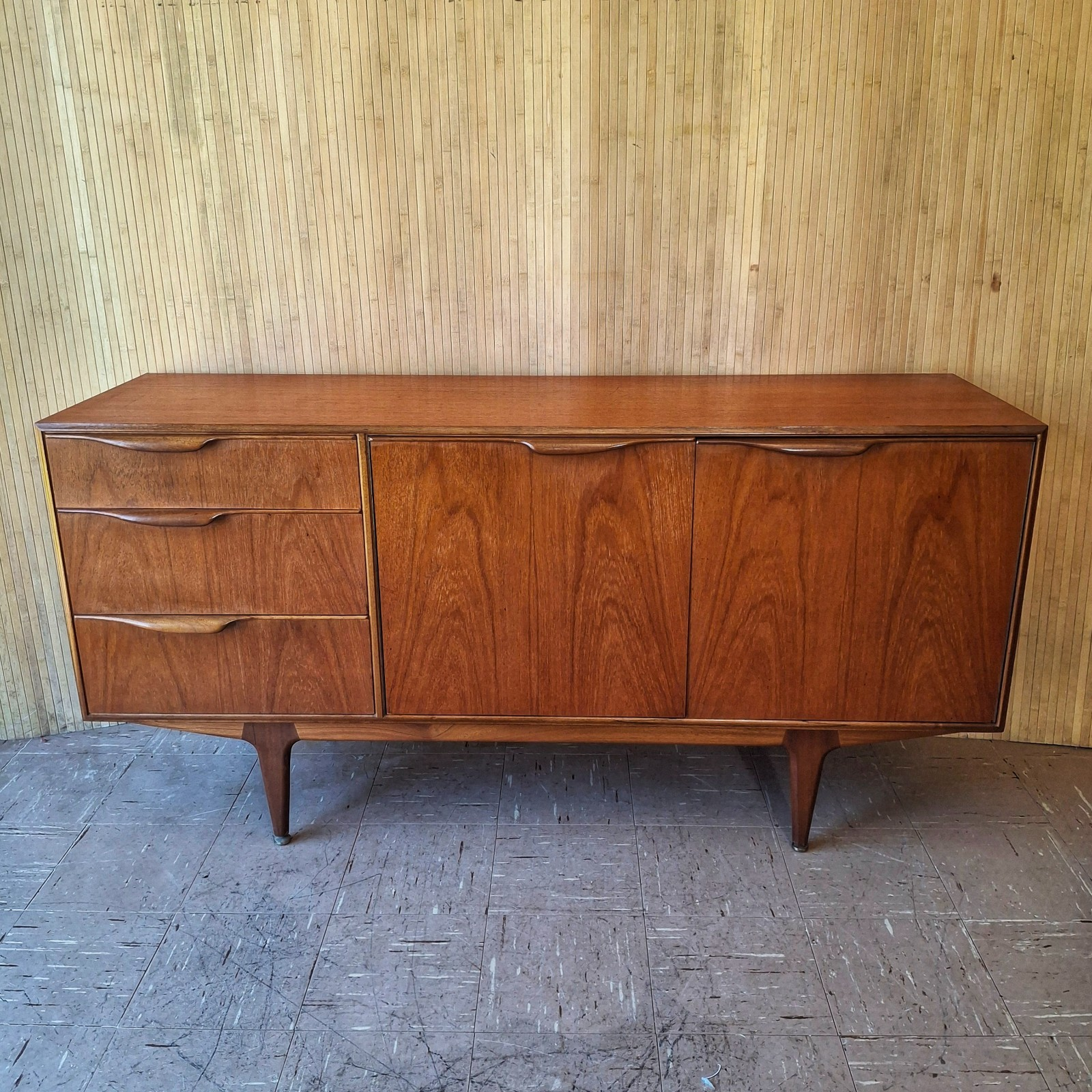 Fab Vintage Mid Century Modern McIntosh Moy Petite Teak Sideboard 3 Drawers
