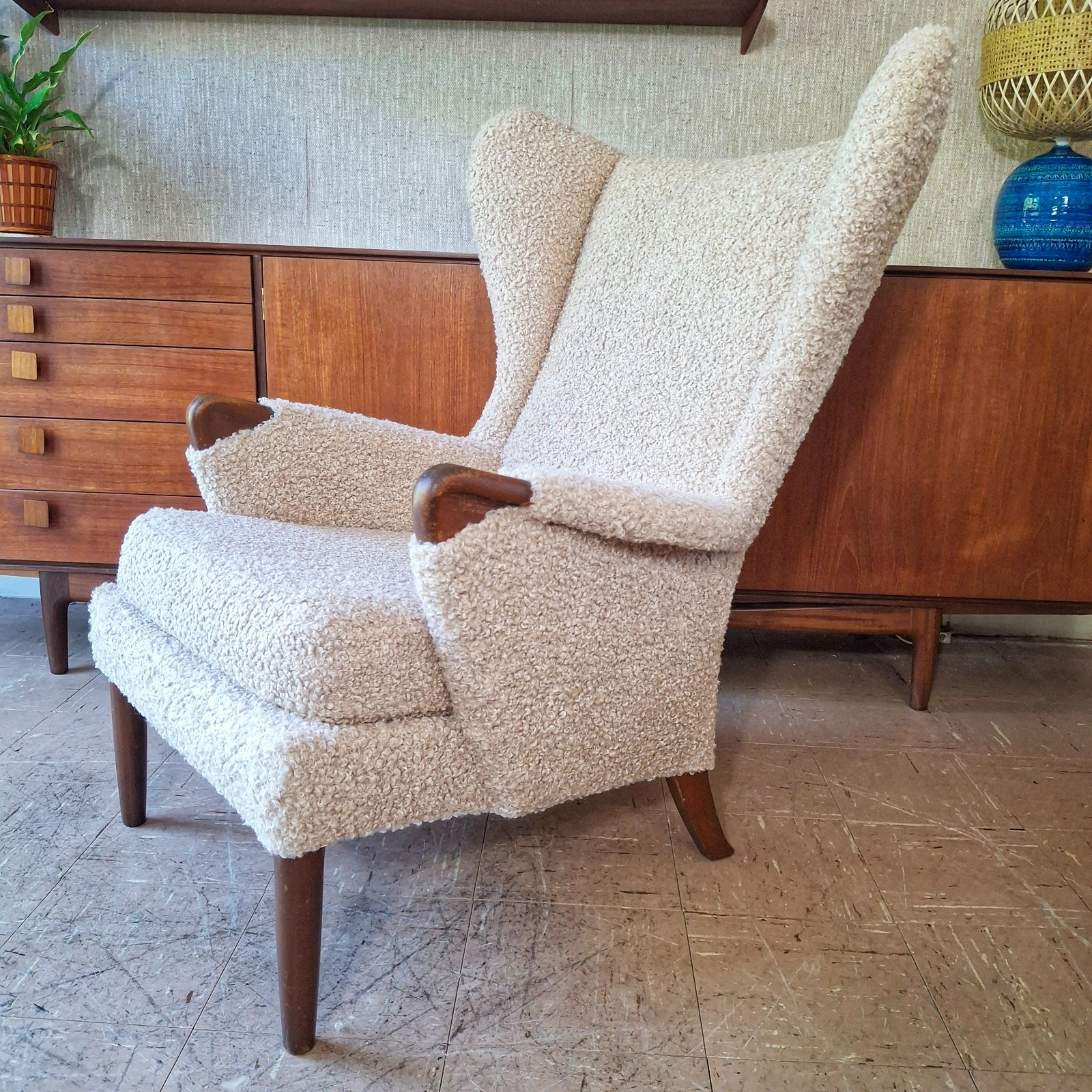 英国ヴィンテージテディベア柄ウィングバックチェアParker Knoll