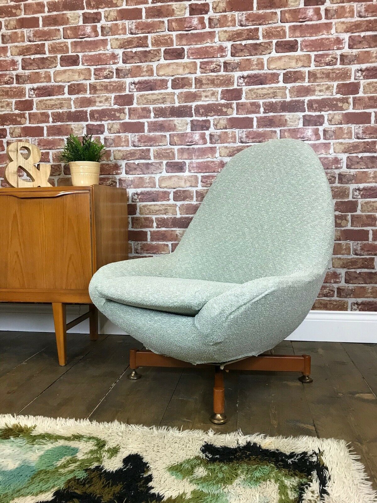 70s egg chair for sale on Stunning Retro Greaves And Thomas Swivel Egg Chair Vintage Armchair 70s 60s Vinterior