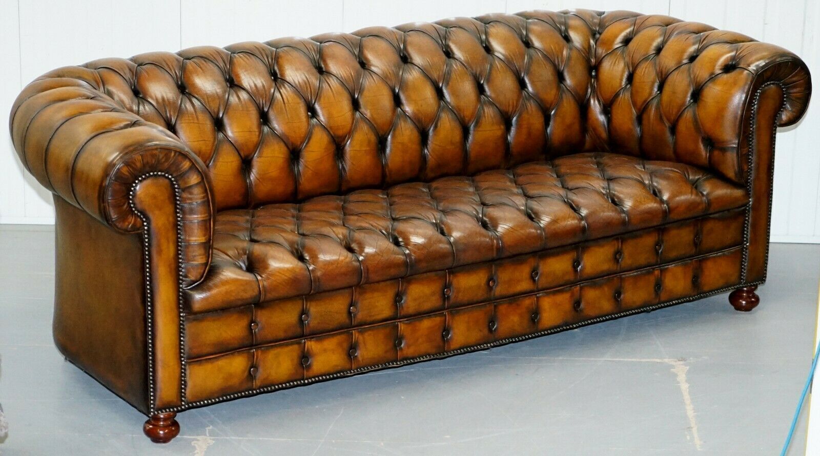 Vintage Hand Dyed Fully Red Whisky Brown Pleated Leather Vintage Hand Dyed Fully Red Whisky