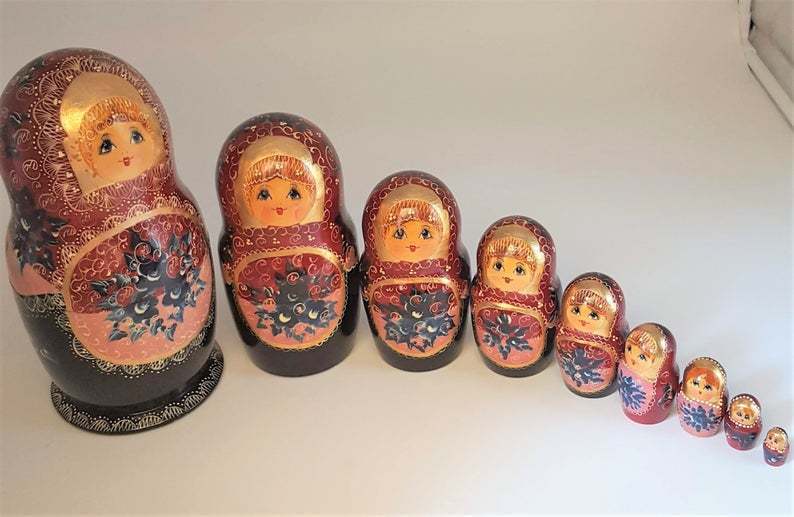 russian nesting dolls vintage