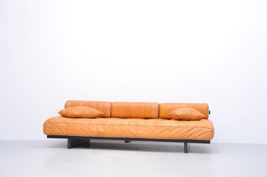 Mid Century Ds 80 Daybed By De Sede De Sede Vinterior