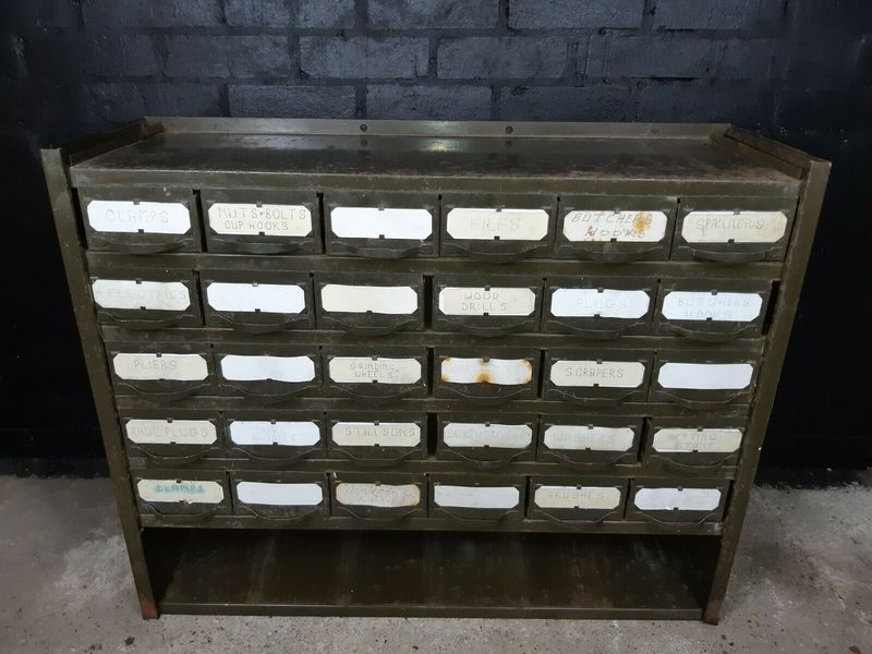 Old Vintage Industrial 1940s 1950s Engineers 30 Drawers Metal