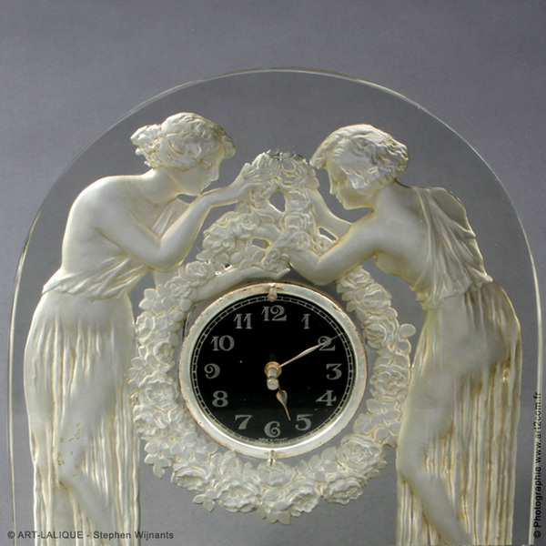 A 2 Figures Clock By  R.Lalique Created In 1926 photo furniture