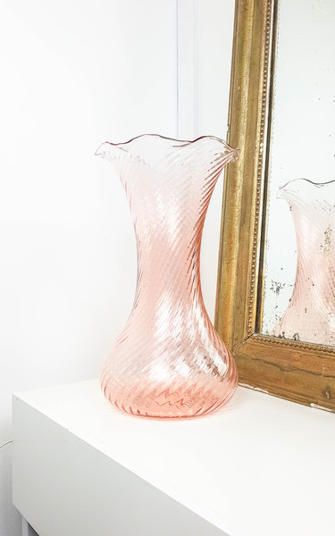 Pink Depression Glass Vase Swirling Vintage Rosaline Made In France Soliflore Decoration Wedding Plants Original Unknown Vinterior - Vintage Pink Depression Glass Vase Pink Depression Glass Vase Swirling Vintage Rosaline Made In France Soliflore Decoration Wedding Plants Original Unknown Vinterior - Vintage Pink Depression Glass Vase