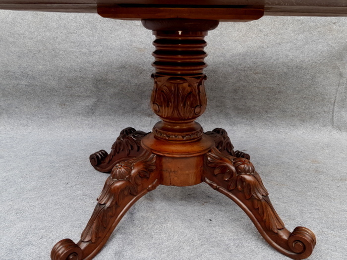 Oval Mahogany Center Table photo Furniture